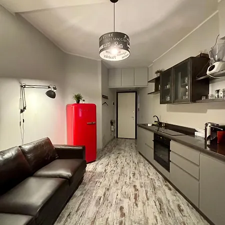 Apartment in Garibaldi Station&self check in 4 people-3